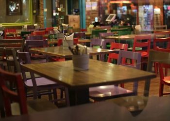 Restoranlarda evvel ekmek ve içecek gelmesinin nedeni size daha çok para harcatmak olabilir