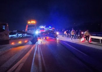 Sakarya’da iki araba çarpıştı: 2 hafif yaralı