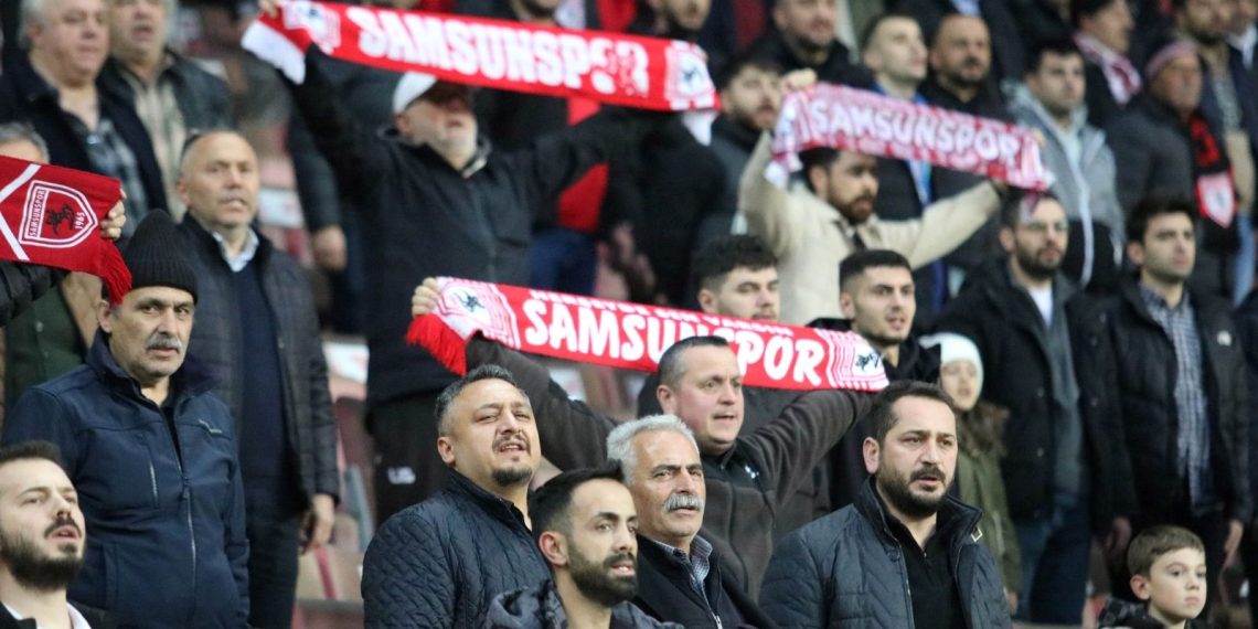 Samsunspor bilet fiyatlarını yarıya indirdi