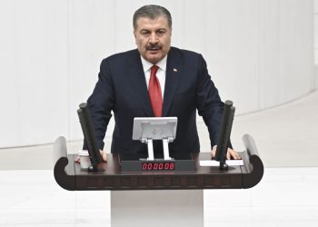 Sıhhat Bakanı Koca duyurdu: Üç aşıyı Türkiye’de üreteceğiz