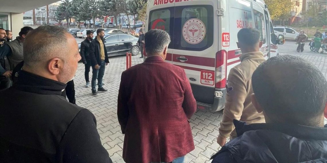 Siirt’te bıçaklı arbede: 1 kişi ağır yaralandı