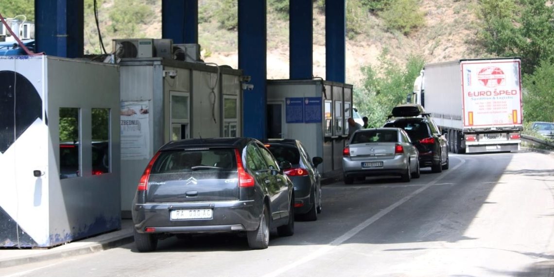 Sırbistan’dan, Kosova plakalı araçlara “serbest dolaşım” kararı