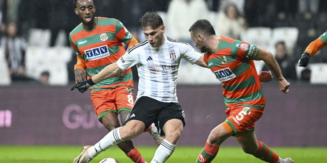 SON DAKİKA: Beşiktaş, meskeninde Alanyaspor’a kaybetti