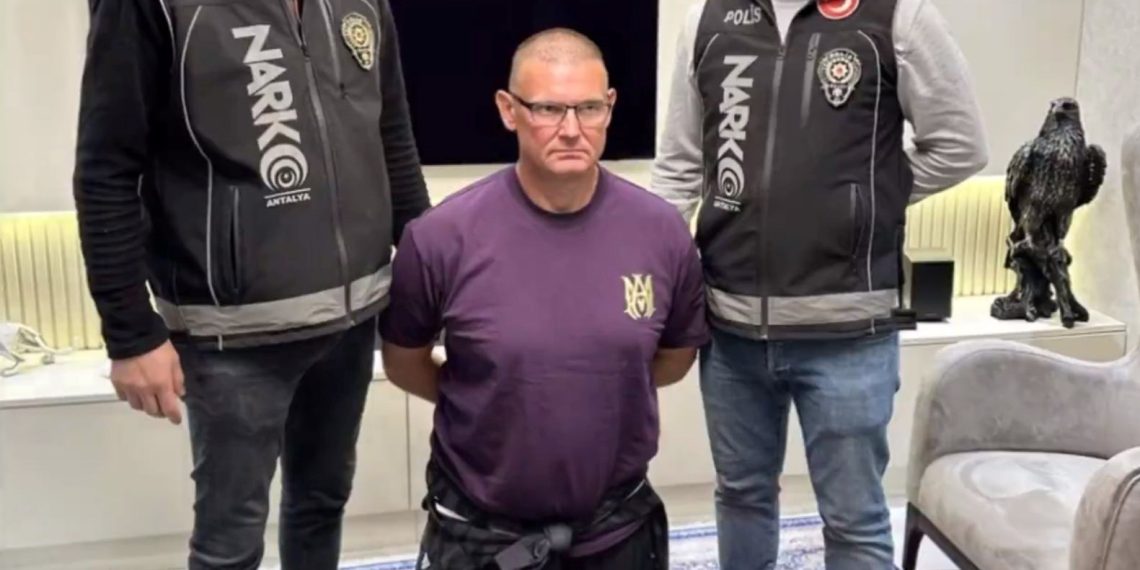 SON DAKİKA HABERİ: 2’si Kırmızı Bülten’le aranan 3 örgüt başkanı yakalandı