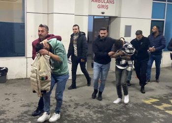 Tehditle 70 bin liralık kredi çektirdiler