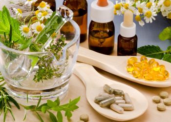 Toplumsal medya tehlikesi: İlacı reddedip bitki kullanıyorlar