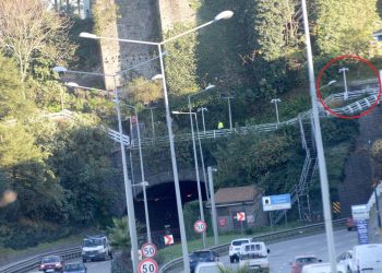 Trabzon’da tünel üstünden kara yoluna düşen adam öldü