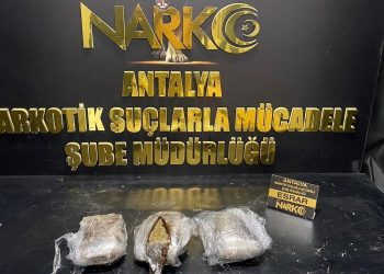 Uyuşturucu unsur operasyonunda 4 kilogram esrar ele geçirildi