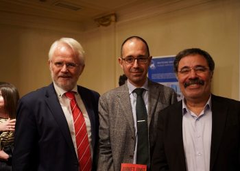 Yazar Ahmet Ümit, Alman Arkeoloji Enstitüsünden üye beratı aldı