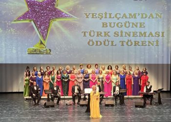 Yeşilçam’dan Bugüne Türk Sineması ödül merasimi Atatürk Kültür Merkezi’nde yapıldı