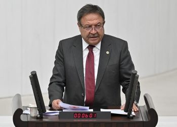 Yüksel Arslan kimdir? YETERLİ Parti’den istifa eden Yüksel Arslan kaç yaşında, hangi vazifelerde bulundu?