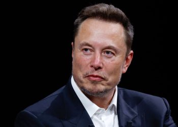 Elon Musk’tan casus uydu ağı