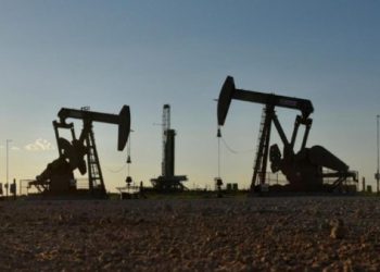 Küresel petrol arzı martta artış gösterdi