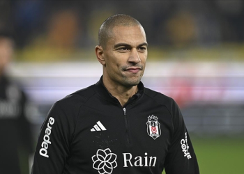 Beşiktaş’ta ayrılık: Gökhan İnler’e veda!