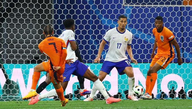 Dev maçta Hollanda ve Fransa birer puana razı oldu!