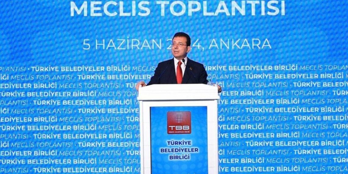 Ekrem İmamoğlu, Türkiye Belediyeler Birliği Başkanı seçildi