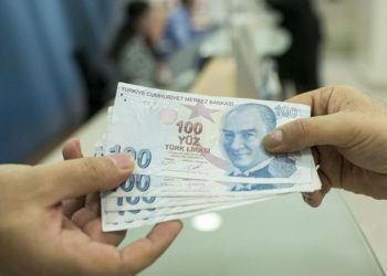 Milyonlarca emekli ve kamu işçisi için ikramiye takvimi belli oldu