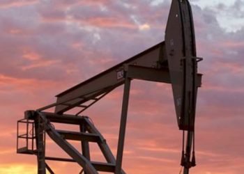 Petrol fiyatları 4 ayın en düşük seviyesine yaklaştı