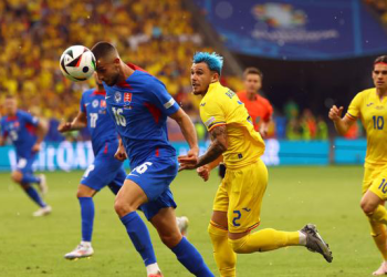 Slovakya ve Romanya birlikte son 16’ya yükseldi!