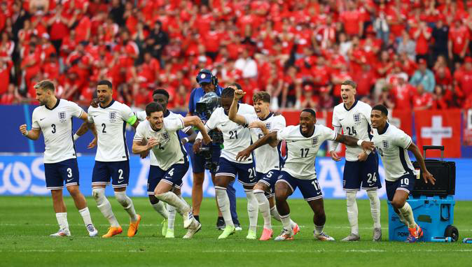 İngiltere penaltılarla yarı finalde