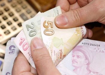 Memur emeklilerin zam farkları bugün ödeniyor