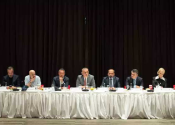 Futbolun patronları bir araya geldi