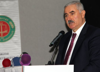 Eski Yargıtay Başkanı Mehmet Akarca, Kamu Başdenetçisi olarak seçildi