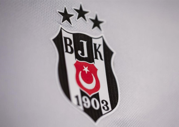 Olağanüstü toplanan Beşiktaş yönetiminden devam kararı