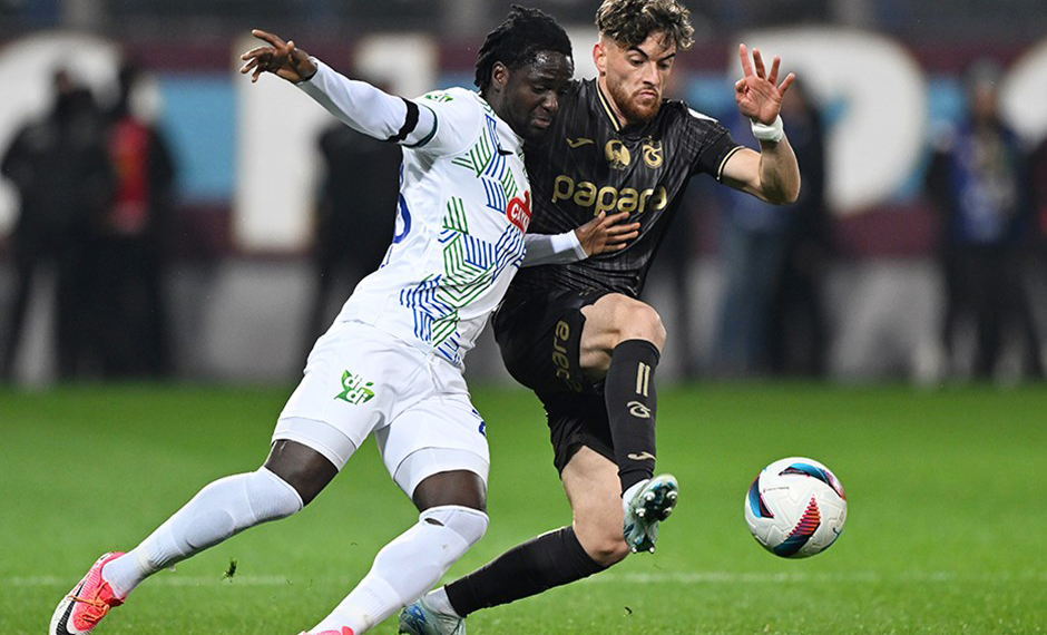 Trabzonspor, Çaykur Rizespor deplasmanında mağlup oldu