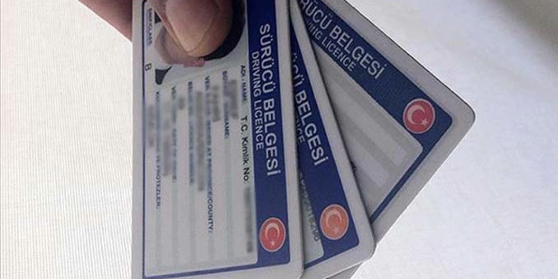Ehliyetini yenilemeyenlere iyi haber: Süre uzatıldı