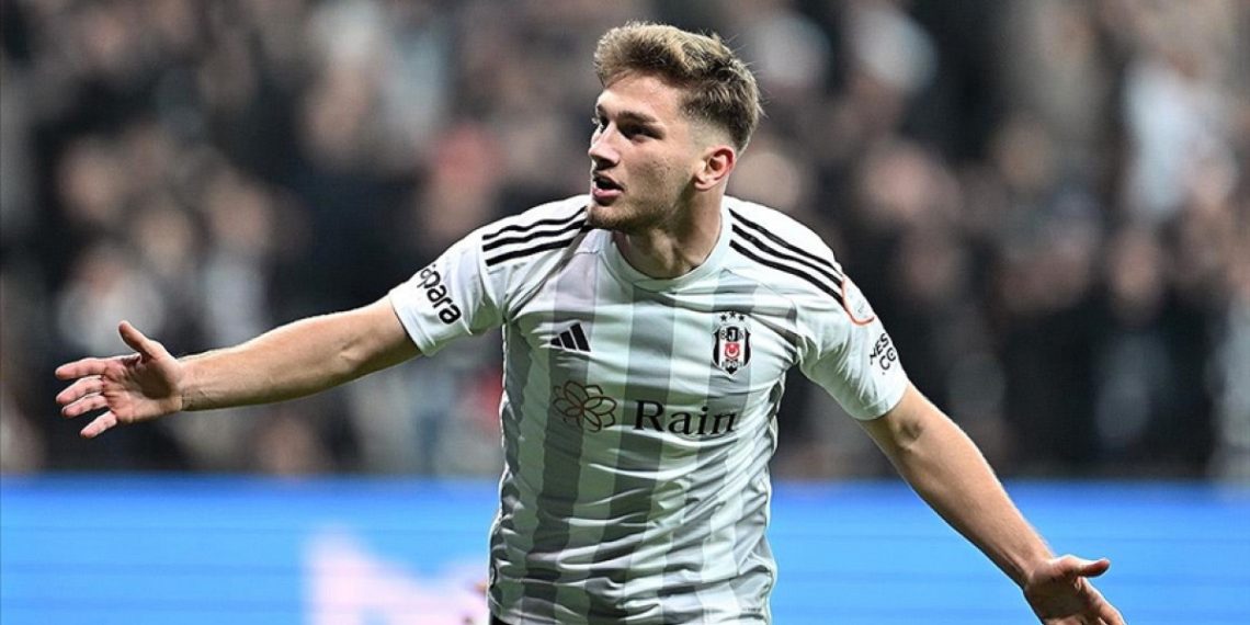 Beşiktaş’ın genç forveti Semih Kılıçsoy’dan veda: “Aileden ayrılıyorum”