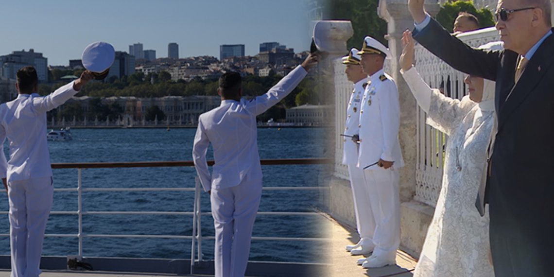 Boğaz’da şenlik! Gemiler Cumhurbaşkanı’nı selamladı
