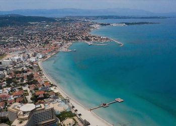 Çeşme’de su kesintisi 10 saate çıktı, tatilciler geri dönüyor