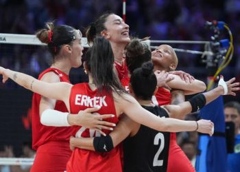 Filenin Sultanları ilk sınavında İspanya’ya karşı