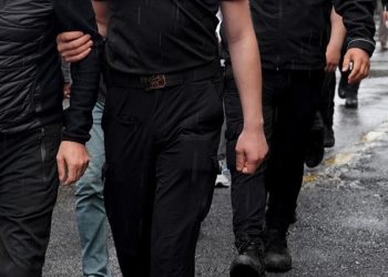 İBB’ye yolsuzluk soruşturması: 44 şüpheli emniyette