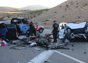 İki il, iki feci kaza: 7 can gitti