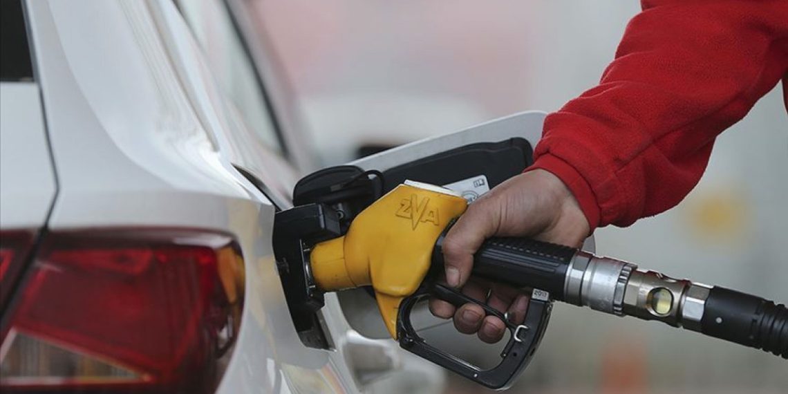 Motorine indirim geldi: Güncel akaryakıt fiyatları ne kadar?