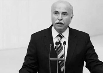 Otomobilin çarptığı eski milletvekili hayatını kaybetti