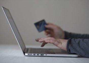 Sahte yayın uygulaması üzerinden büyük hırsızlık: 14 milyon TL yok oldu