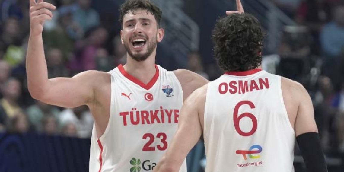 EuroBasket’te dev yarı final: Türkiye–Yunanistan