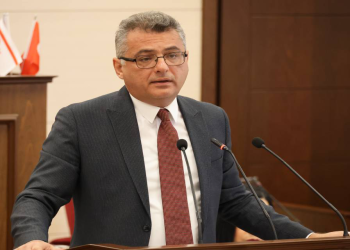 KKTC’de Cumhurbaşkanlığı seçimlerini muhalefet adayı Erhürman kazandı!