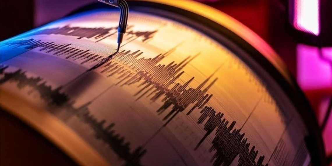 Sındırgı’da 4 büyüklüğünde deprem!