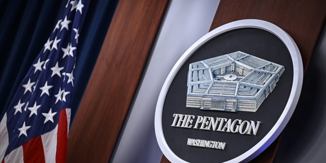 Trump’ın arkadaşından gelen bağış, asker maaşlarını kurtardı