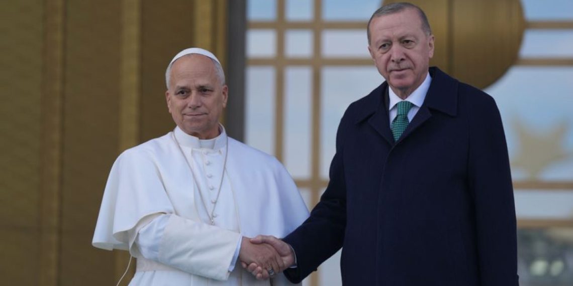 Cumhurbaşkanı Erdoğan Ankara’da Papa 14. Leo ile bir araya geldi