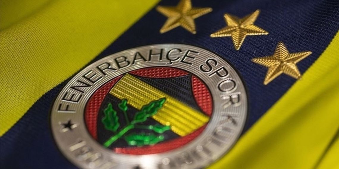 Fenerbahçe’den taraftarlarına dolandırıcılık uyarısı