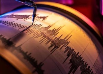 Japonya’da 5,6 büyüklüğünde deprem!