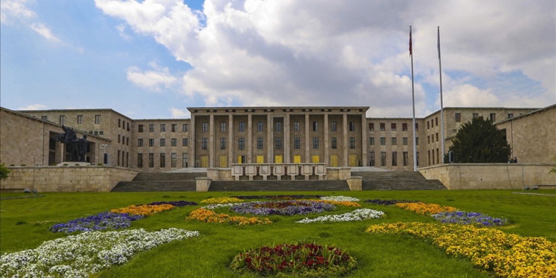 Meclis’teki taciz iddialarında yeni tutuklamalar