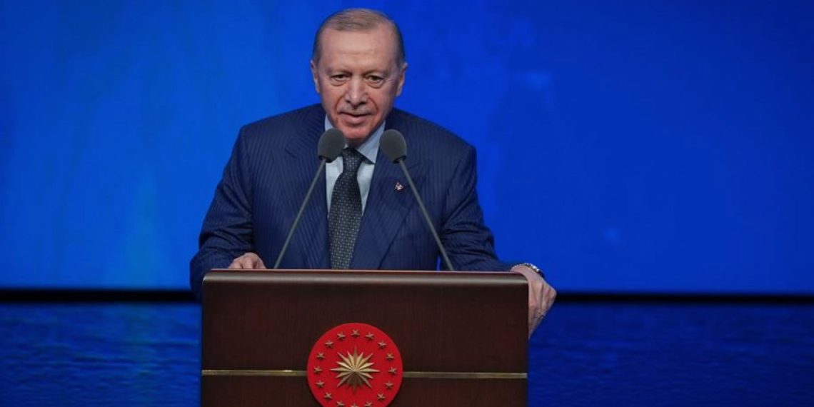 Erdoğan: Uyuşturucu, alkol, sigara terörden daha zararlı boyuta ulaştı
