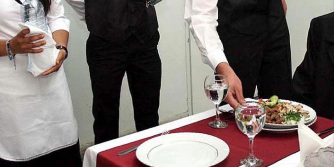 Hizmet sektöründe büyüme sürüyor