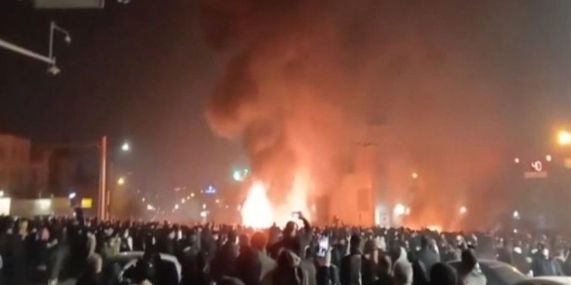 İddia: İran’daki protestolarda ölü sayısı 2 bine ulaştı